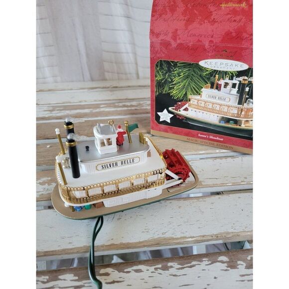 Hallmark Santa's showboat 1997 tournament Xmas tree - Picture 1 of 8